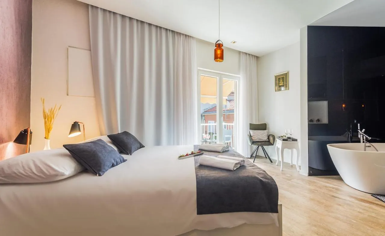 Central Rooms In Old Town By Belmont Realty Zadar
