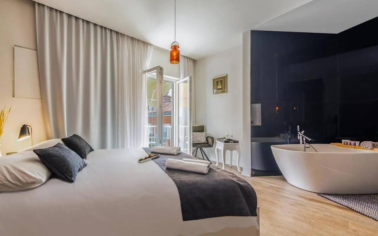 Central Rooms In Old Town By Belmont Realty Zadar 4*,  Croatia