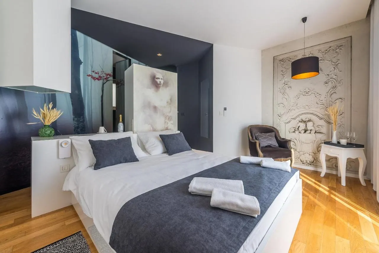 Central Rooms In Old Town By Belmont Realty Zadar Bed & Breakfast